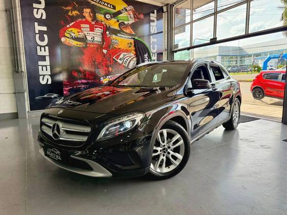 MERCEDES-BENZ GLA 200 1.6 CGI ADVANCE 16V TURBO FLEX 4P AUTOMÁTICO